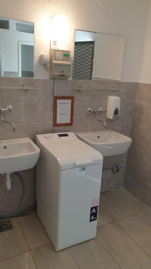 Apartmani Paron Sime Селине Экстерьер фото