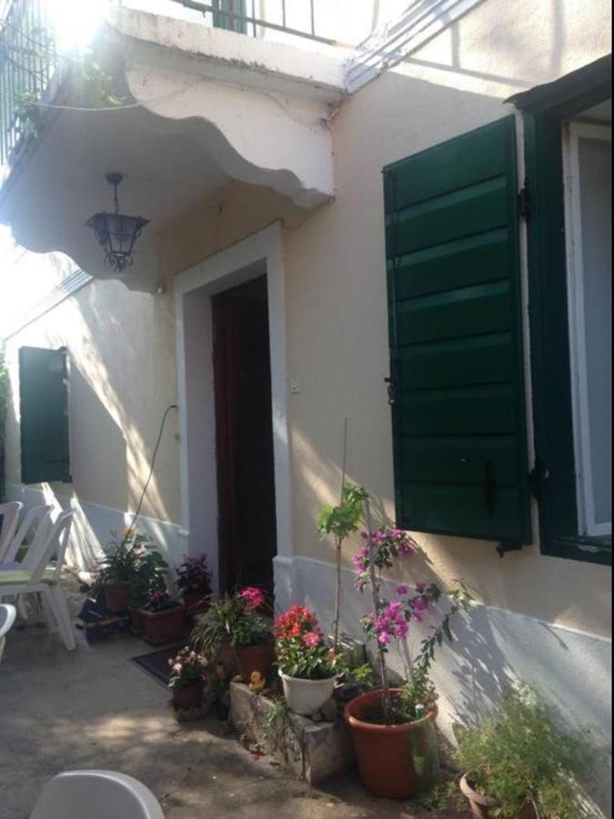 Apartmani Paron Sime Селине Экстерьер фото